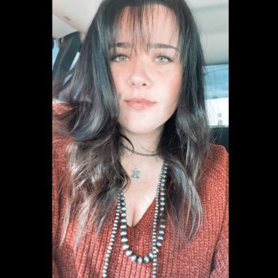 karlieannette33's profile picture. it’ll buff