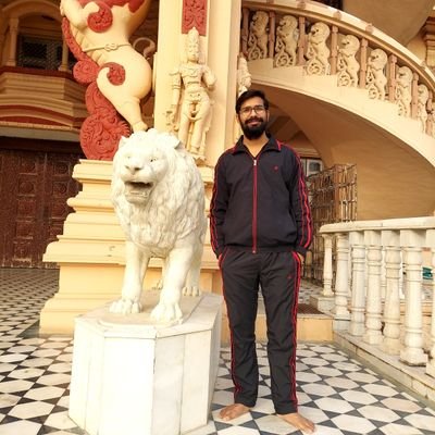 vishalyadav611's profile picture. विधार्थी, हिन्दी साहित्य के लेखकों के प्रति विशेष लगाव, सर्व धर्म समभाव, देश और समाज के उत्थान और जागरण के लिए उत्सुक और कार्यरत।