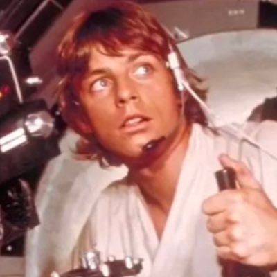 dindjarling's profile picture. 18+ star wars tomfoolery twit ✨ main: @emilyyyhu ✨ bobadin, bobanecc, obikin, obigrievous, skysolo, reylo