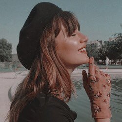 “𝚛𝚎𝚖𝚎𝚖𝚋𝚎𝚛 𝚝𝚑𝚊𝚝 𝚢𝚘𝚞 𝚊𝚛𝚎 𝚊 𝚠𝚘𝚕𝚏. 𝚊𝚗𝚍 𝚢𝚘𝚞 𝚌𝚊𝚗𝚗𝚘𝚝 𝚋𝚎 𝚌𝚊𝚐𝚎𝚍.” - rhysand. ✨ {🏒•🌌•🕊•⛸•☕️•🍰}