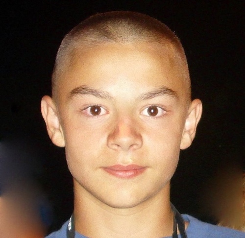 Born and raised in St. george, Utah
Born 9/8/1996 and still livin' the best I can