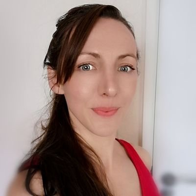 Theatre Director, Movement Director, Actor, Physical Performer, Dramaturg and Writer.
Inclusive theatre practitioner. From the North West. Neuro-atypical.