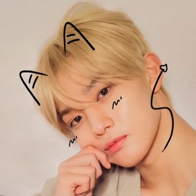 🇲🇾🇲🇾🇲🇾From MALAYSIA
CiX love you😘😘😘😘😘😘
BX💙
YONGHEE💜
HYUNGSUK❤️
SEUNGHUN💛
JINYOUNG💚@CIX_twt