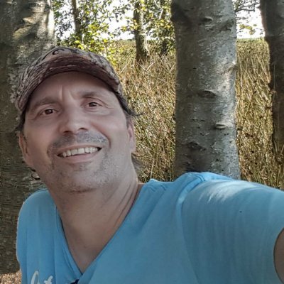 Building #SaaS products as an #indiehacker. Freelance/Remote C# Full Stack Developer. #Azure cloud native, like to work for #startups. #Blazor #aspnet #csharp