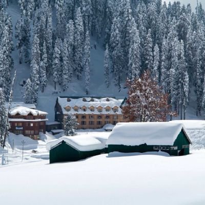 AishaDar15's profile picture. Love India, Vocal, secular, Non violent, Humour, Humanity, nature ,things beautiful and everything  beautiful. #Kashmiriyat