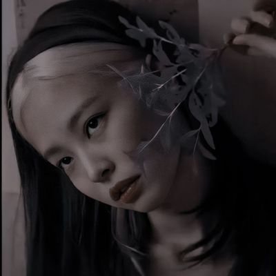 darkxrubyjen's profile picture. boş boş takılıyom iste aq