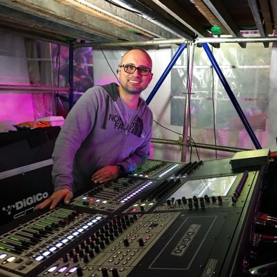 VictorHerrera35's profile picture. Ingeniero de Sonido en Vivo @camilomusica @montanertwiter @albertobarrosof @loscumbiastars