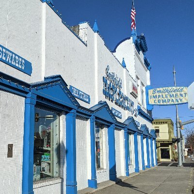 SmithfieldImp's profile picture. Smithfield Implement Co
99 North Main
Smithfield, UT 84335
(435) 563-3211