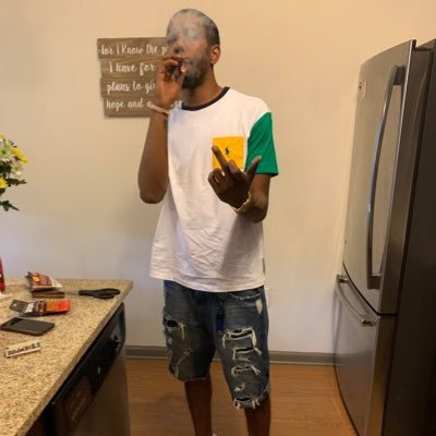 CEO of Ghetto Masterminds💰🧠Rest Up My Loves: A.M.H, P.M.R, C.L.P & My Soldiers: Neptune, Spaceman, Big B 4️⃣0️⃣ Benji, Trippy👼🏾