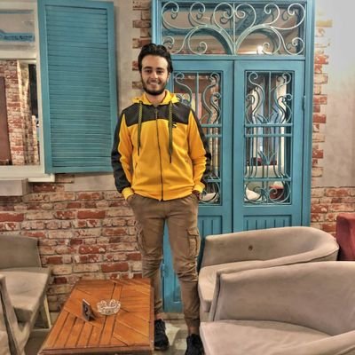 اضحگ و ابتسم ولو گنت تملگ مشاكل الدنيا 🙈😃
فالله حسبگ و گافيگ ولن يترگگ 😍♥. 👷