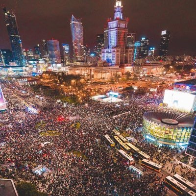 honeyrosie's profile picture. In The Name of life On The  Planet I Refuse To Accept A Fascist America!