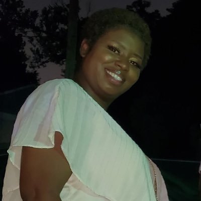 lakolyia82's profile picture. 