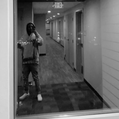 amgnami's profile picture. @uoregon | portland