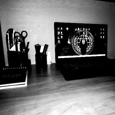 Uzo9Me3L0TGpCTr's profile picture. 