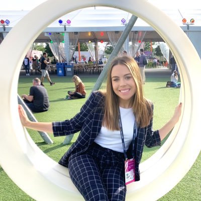 Career Extrovert, Personal Introvert | @DellTech 🤖 | she/her #WomenInTech