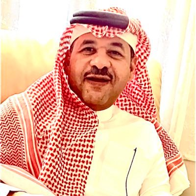 مستشار اداري وقانوني