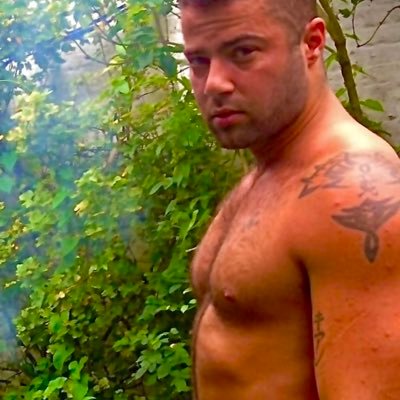 VlClOUS1's profile picture. 