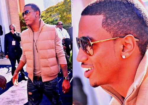 Its about time the dutch Team Songz unite! 
Klik maar op follow;)
I met trey on 04/14/2011, He is such an amazing  person
.3 Tremaine Neverson
