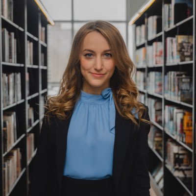 arielle_gen_'s profile picture. she/her | JD candidate '22 | 🏳️‍🌈