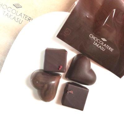 7choco07's profile picture. チョコレートが大好き😋ビターが好み/呟くとすれば関西の情報が多め☕️✨基本チョコレート情報を見るよう👀&RTするよう🍫チョコ好きな方にフォローしてもらえると嬉しいです🍫無言フォロー失礼します🙇‍♀️