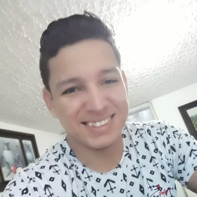 Estudiante de Relaciones Internacionales UNICAH