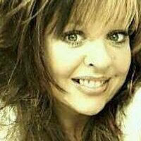 Lisa Gamble - @LisaBaker09 Twitter Profile Photo