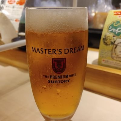 外食好き、居酒屋好き、お酒好き、
プロ野球好きです。