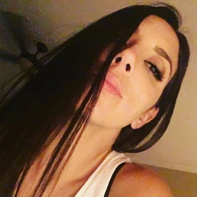 sandra11608821's profile picture. Let love lead ❤️💋