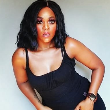 Lynn_dakile's profile picture. YOUTUBER 
SINGER
ACTRESS 
MODEL
VLOGGER
QUEEN OF TEA
youtube
https://t.co/sPdJGN99pi