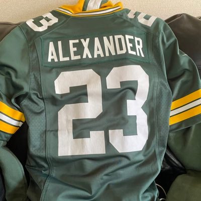 Packers fans #GoPackGo NFLやアメフトについて知らないこと多いですが呟いてます！NFL好きの方への無言フォロー失礼します！カウボーイズとチーフスも隠れファンです！