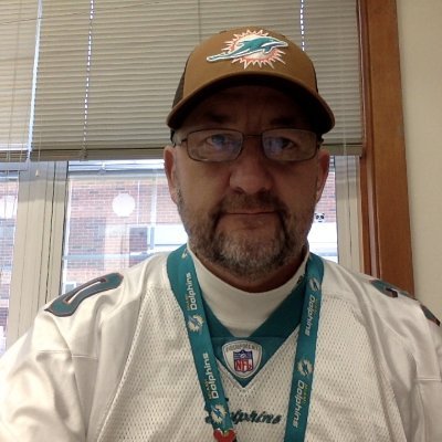 #FinsUp,  Die hard Miami Dolphins fan! Contributor @ https://t.co/eCySXFrJYS