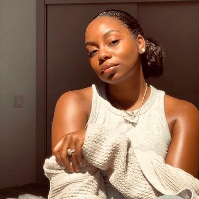 A young unconventional African woman. Howard University alumna. Change Consultant. Dreamer. Lover of all beautiful things and people 🌻 #Brooklyn