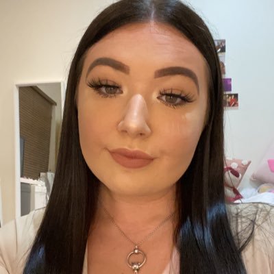 LozOsborne10's profile picture. 20- Psychology student at DMU