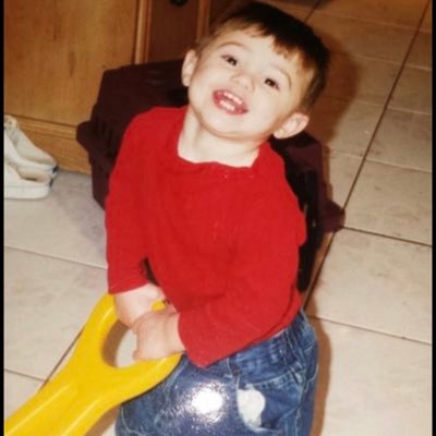 cefalo18's profile picture.