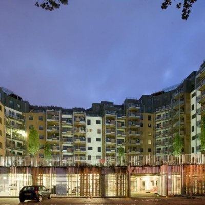 SerenParkGarden's profile picture. A 219 flat building in Greenwich, with flammable cladding and a massive insurance bill.  BSF application pending. Contact us via DM
