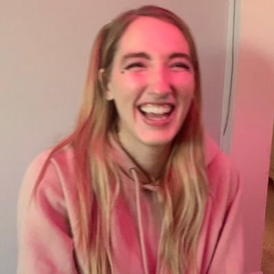 kell_tries's profile picture. (she/her) chaotic cozy streams with a nice helping of kazoo performances