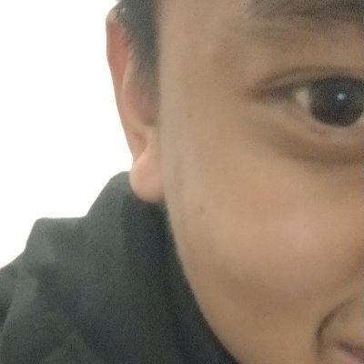 randomi21714148's profile picture.