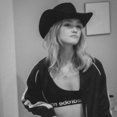 franxuereb's profile picture. I pretend to be other people