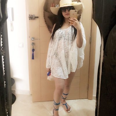 alflsy's profile picture. غلطانة دانية لما قالت الحب بيتحب مرة وحدة 😘