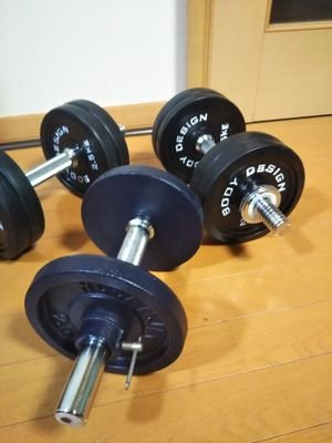 2_1_7kazu's profile picture. 筋トレ。中学、高校は陸上短距離。 爬虫類 、日本の蛇 長野の山の中、ボールパイソン、アオダイショウ、ブラックラットスネーク