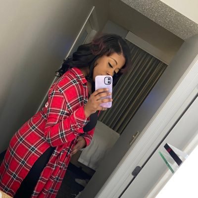I’m 26, Isaiah mothers 💙 Don’t DM with your Bullshit PS4:Des_3072