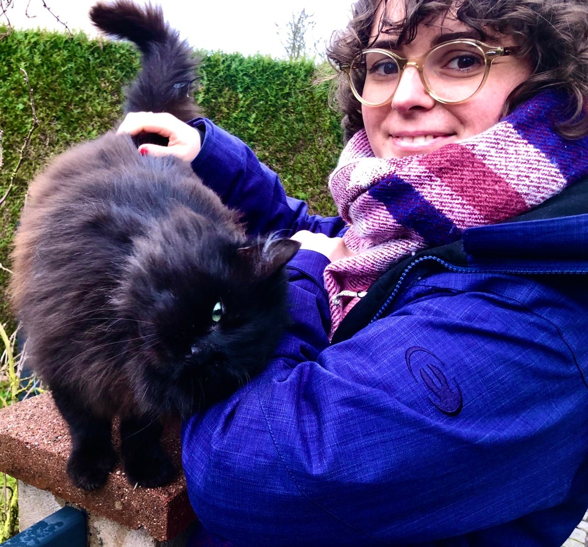 c_flie's profile picture. I -kind of- damage rocks in the lab and enjoy it. Received Ph.D. from Rice University. #earthquakes nerd, nature-lover, landscape photographer (She/her)