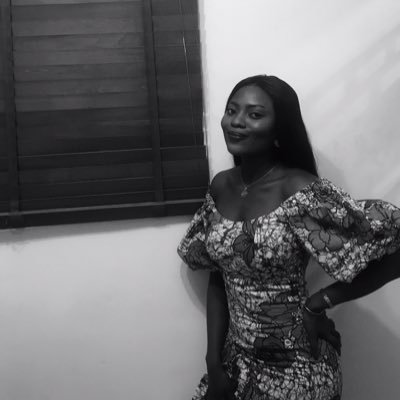 lovetolar12's profile picture. JUST HERE TO READ YOUR TWEETS.