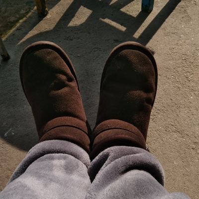 sawa19th's profile picture. 人生は時々難しいですが、確実性を保証するものではないので、すべての瞬間を大切にすることを忘れないでください •