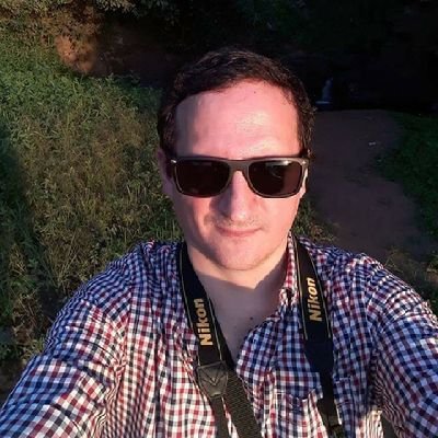 Licenciado en Sistemas - UNNE
Se atienden boludos 24x7...!!!
Desclasado...!!!
He decidido ser bueno por voluntad, sin el soborno...
Observa, sonríe, calla.