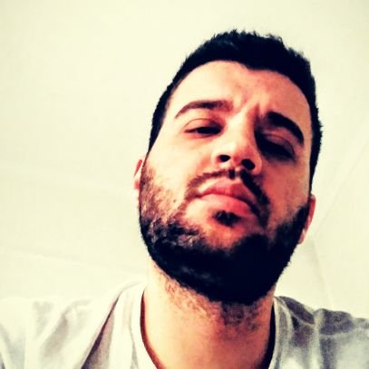 EmmanuelPapateo's profile picture. Media Junk (Λίγο) και μάγος