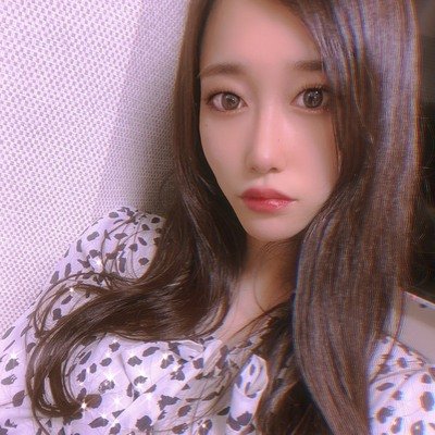CEO77701890's profile picture. 貧乏な母子家庭育ち( ´ •̥  ̫ •̥ ` )⇒介護職に就くもブラックすぎて鬱病になり退職⇒スーパーで働く⇒今の現状を変えたいと思い、ネットビジネスに出会う⇒3ヵ月で月収100万円達成💚
時間とお金が自由になって幸せな毎日に💜
わたしのように現状を変えたいと思っている人を無料でサポートしてます💪