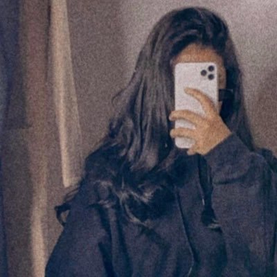 وفِـ الحقيقـه لا شـيء يبقـى,كُـن لربّـك ثـم لنفسـك..