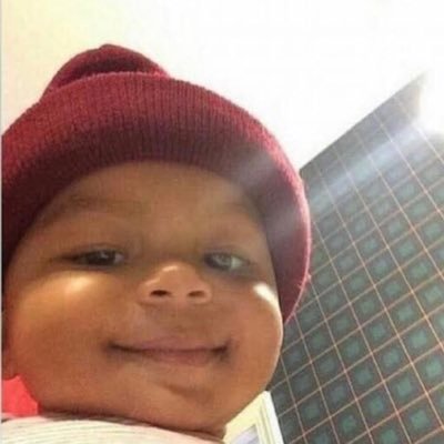 Iouisee's profile picture. 