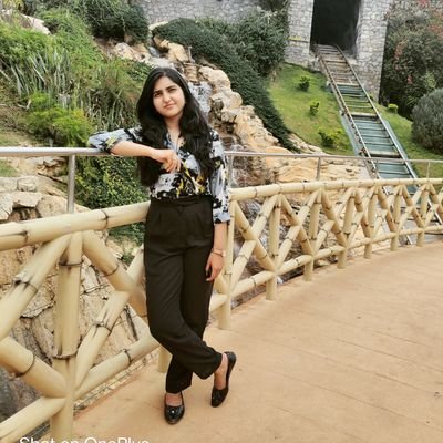 AyeshaSamreen99's profile picture. 